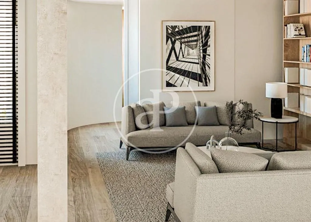 Penthouse 255m² in Spain, Madrid. Priced at 3100000€ rent photo-5