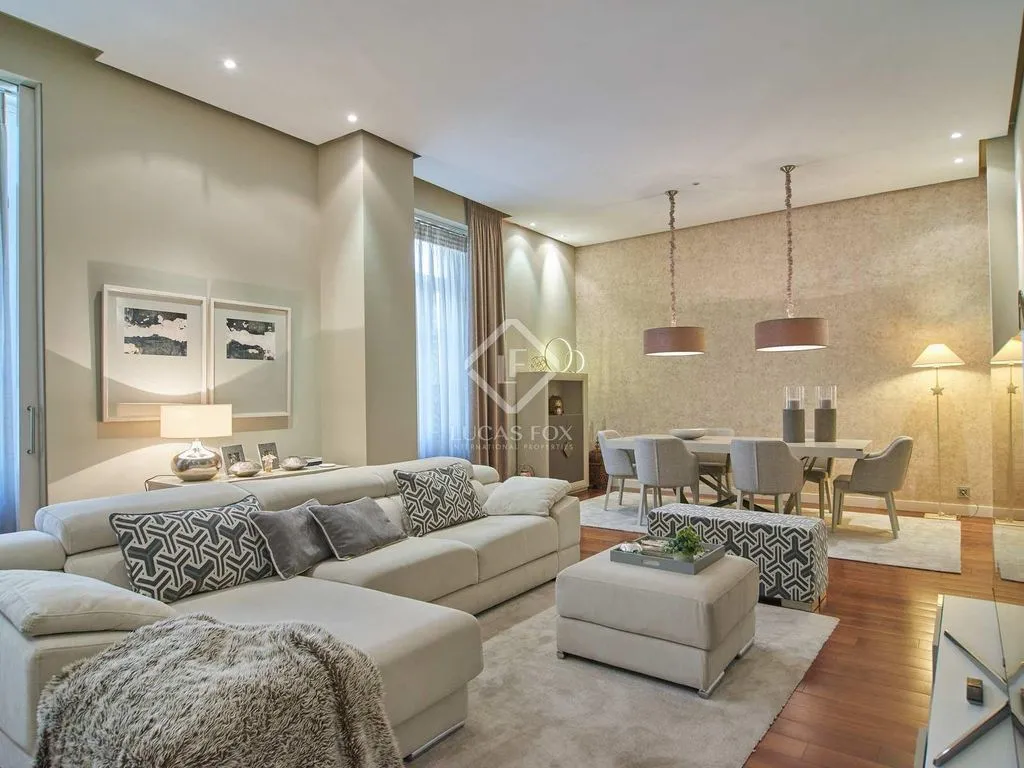 Flat 231m² in Spain, Valencia. Priced at 1400000€ rent photo-2