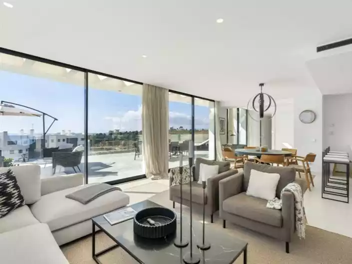 Flat 148m² in Italy, Mantua. Priced at 1095000€ rent photo-3