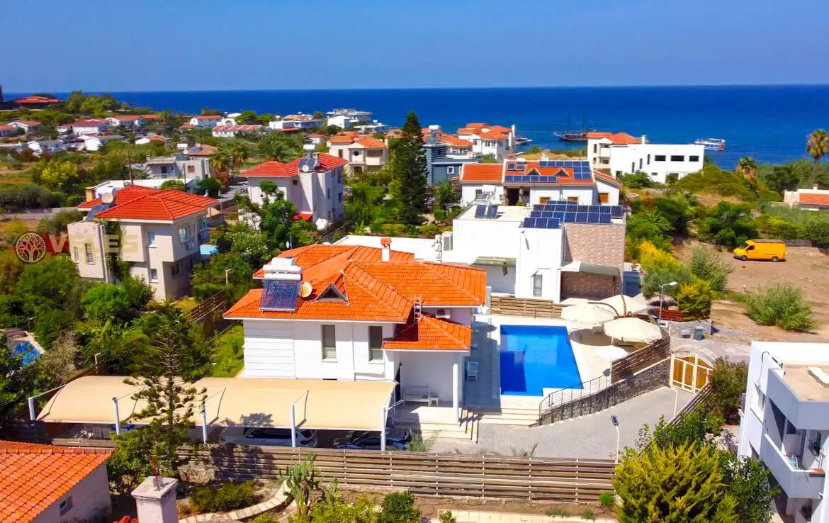 Villa 280m² in Cyprus, Kyrenia. Priced at 1755000€ rent photo-3