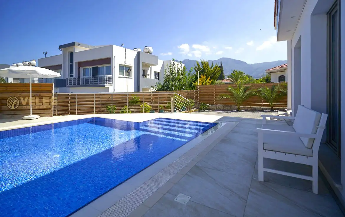 Villa 280m² in Cyprus, Kyrenia. Priced at 1755000€ rent photo-8