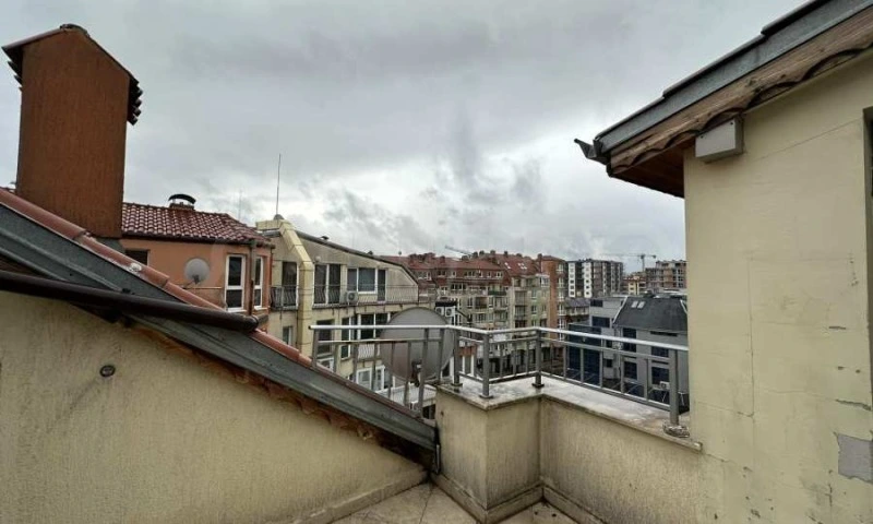 Flat 105m² in USA, Houston. Priced at 163224£ rent photo-15