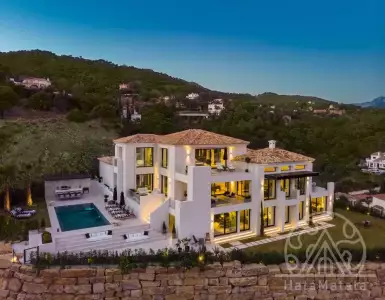 Buy in Portugal for 6750000€
