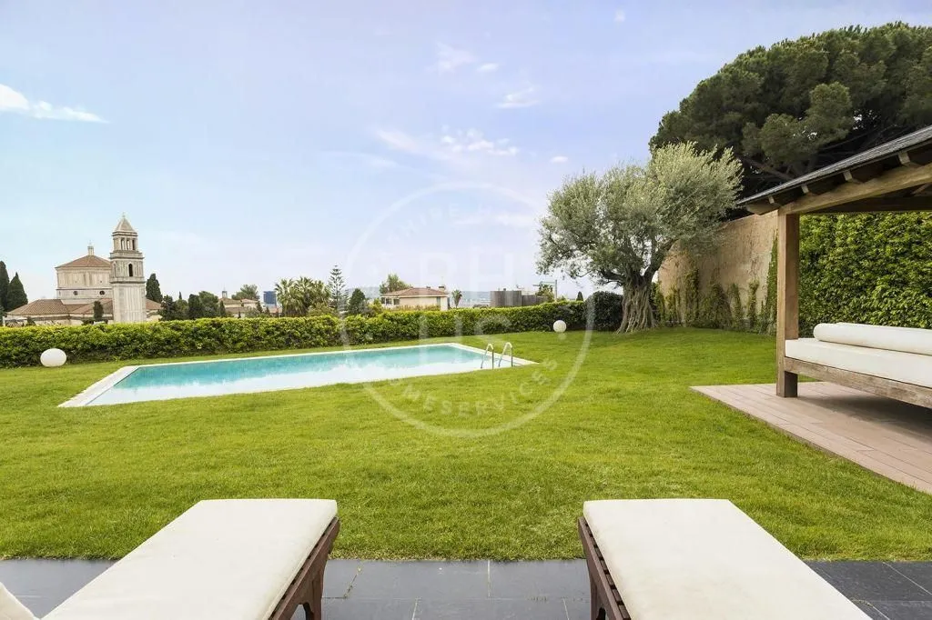 Villa 1227m² in France, Menton. Priced at 6900000€ rent photo-3