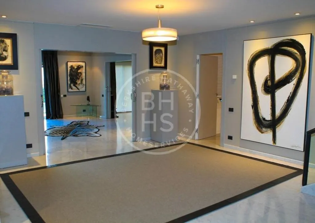 Villa 1227m² in France, Menton. Priced at 6900000€ rent photo-5
