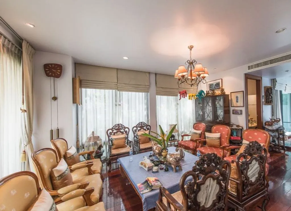 Villa 740m² in Thailand, Bangkok. Priced at 2035000€ rent photo-5