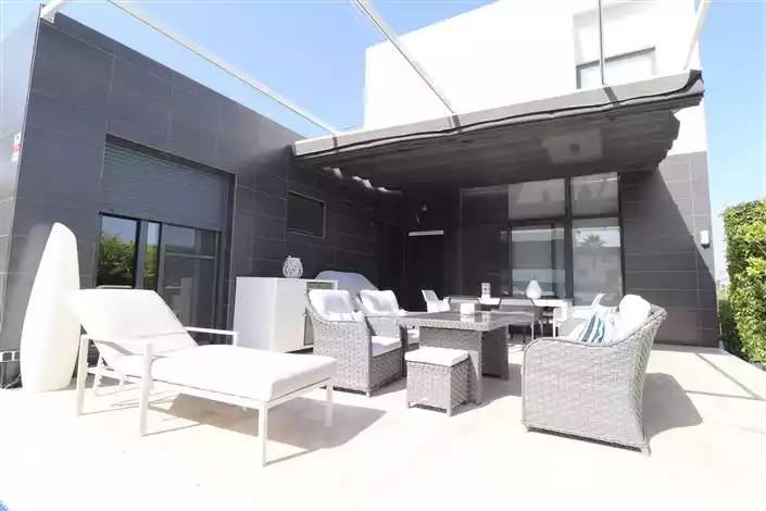 Other Properties 85m² in Spain, Algorfa. Priced at 310000€ rent photo-2