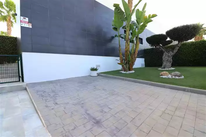 Other Properties 85m² in Spain, Algorfa. Priced at 310000€ rent photo-27