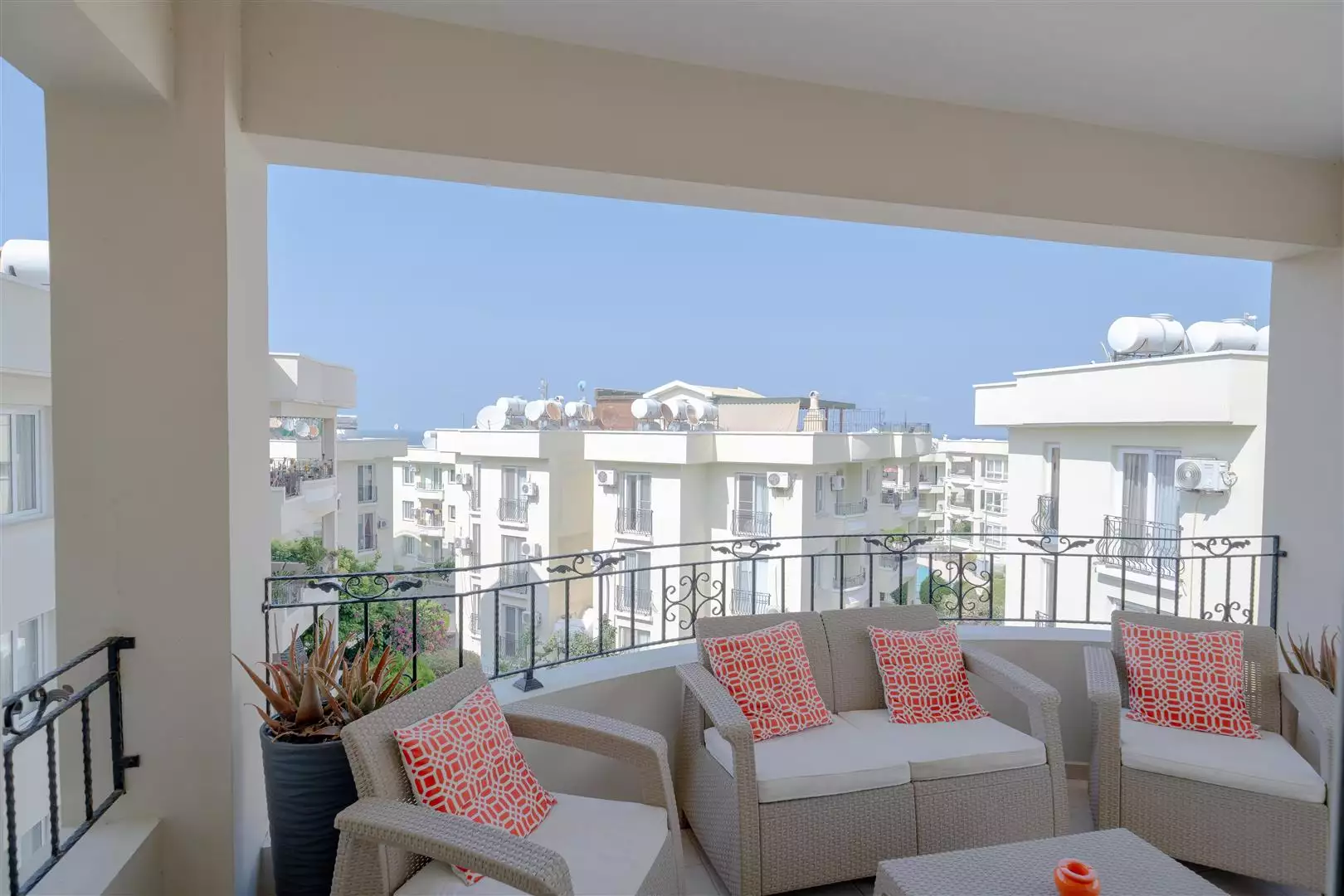 Flat 148m² in Cyprus, Alsanjak. Priced at 150000£ rent photo-24