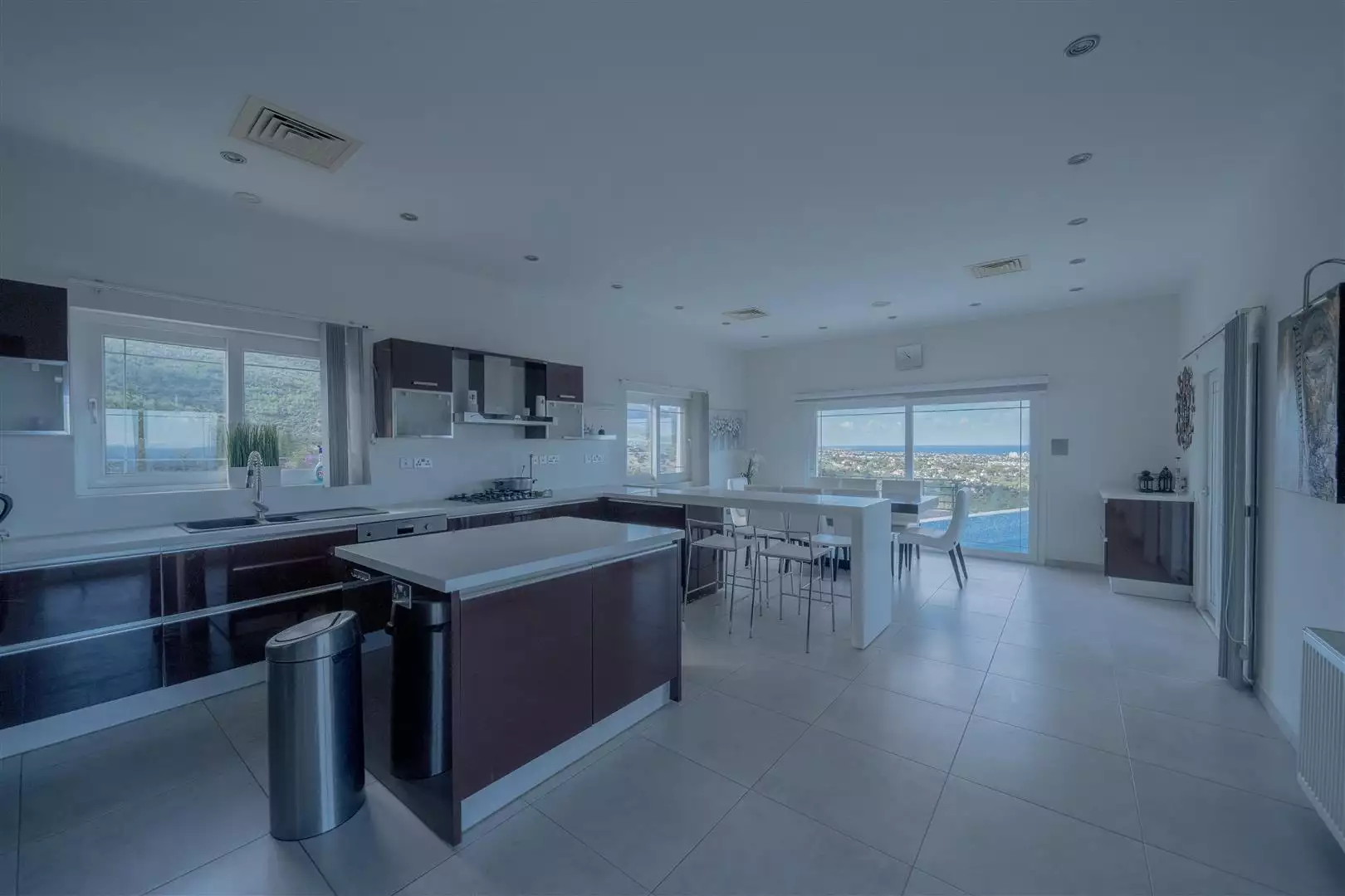 Villa 178m² in Cyprus, Edremith. Priced at 1100000£ rent photo-12