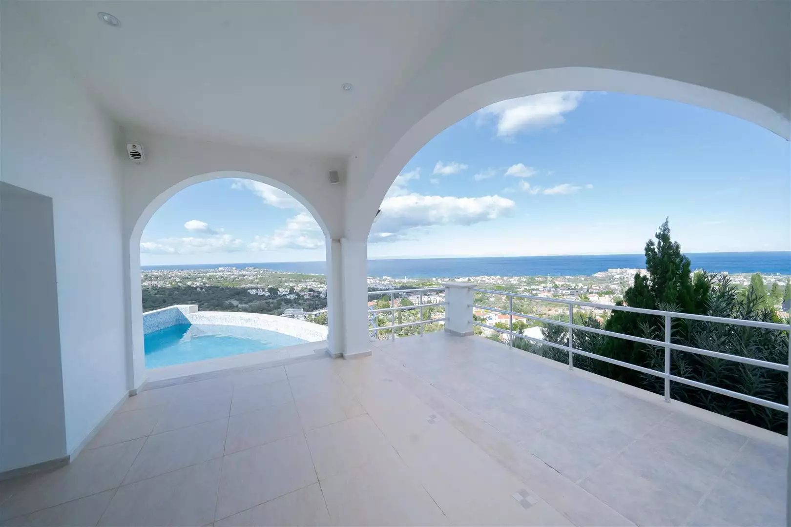 Villa 178m² in Cyprus, Edremith. Priced at 1100000£ rent photo-15