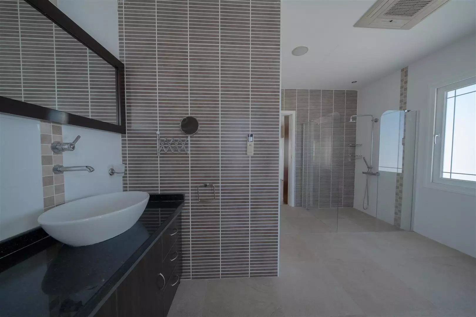 Villa 178m² in Cyprus, Edremith. Priced at 1100000£ rent photo-31