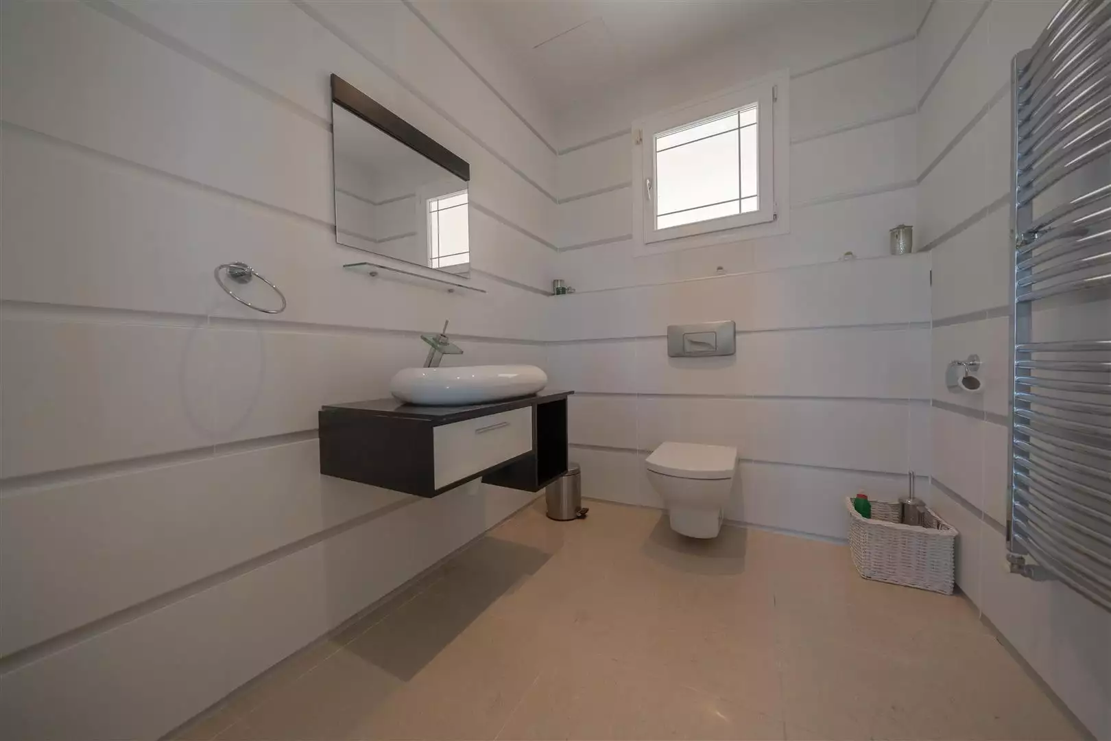 Villa 178m² in Cyprus, Edremith. Priced at 1100000£ rent photo-37