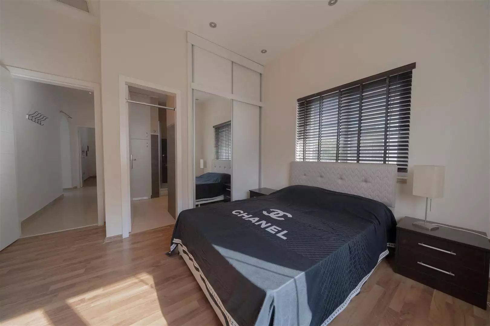 Villa 178m² in Cyprus, Edremith. Priced at 1100000£ rent photo-38