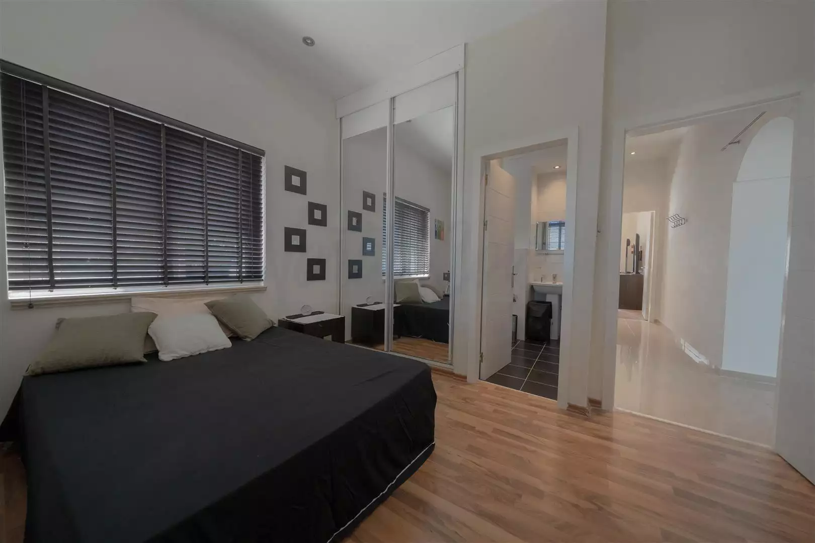 Villa 178m² in Cyprus, Edremith. Priced at 1100000£ rent photo-39