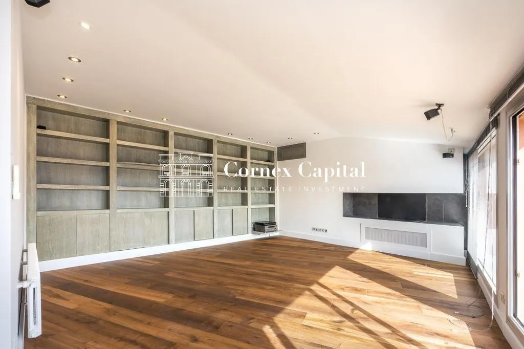 Flat 160m² in France, Menton. Priced at 1490000€ rent photo-4