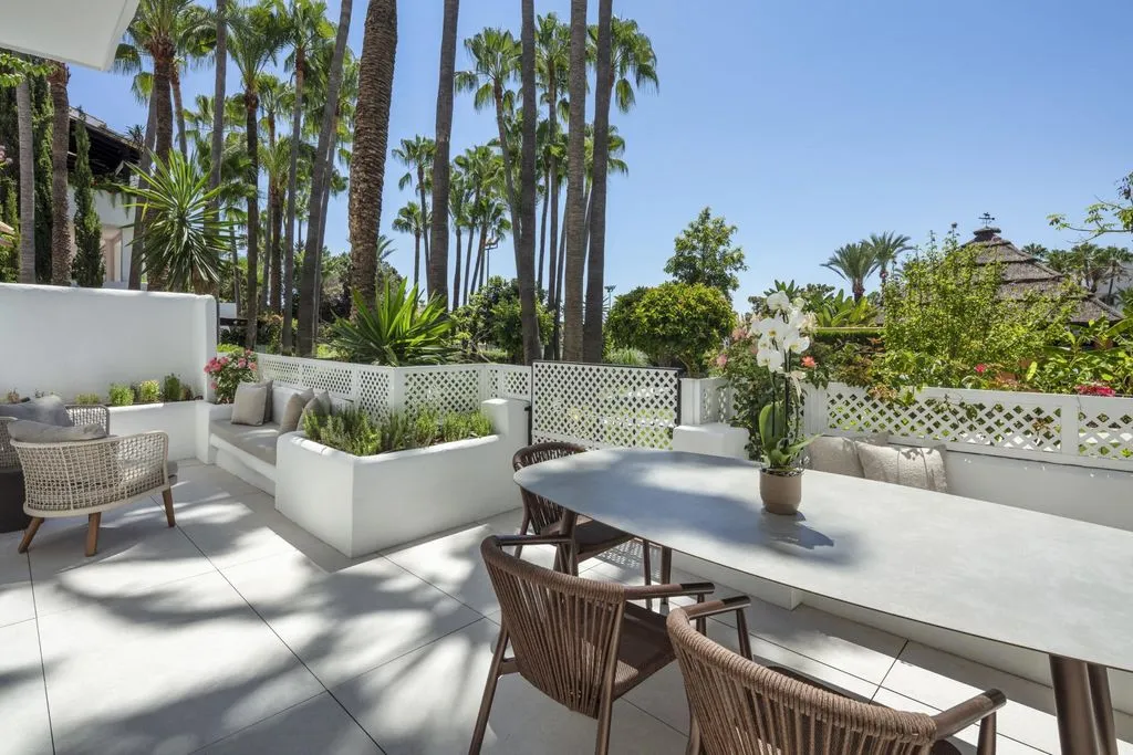Flat 118m² in Portugal, Oeirash. Priced at 3700000€ rent photo-3