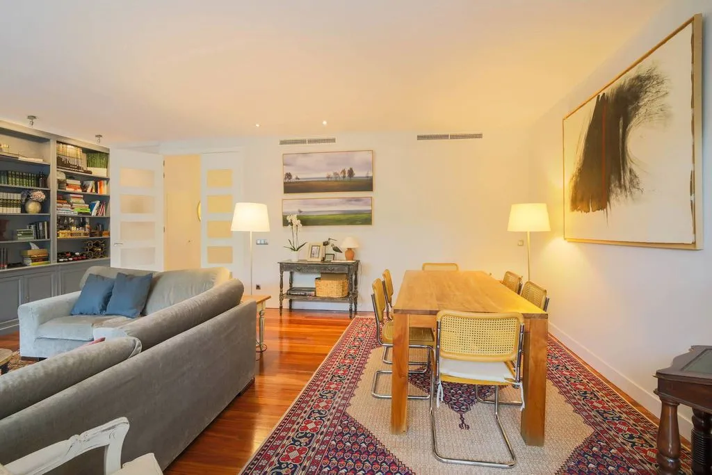 Flat 289m² in Portugal, Lisbon. Priced at 1350000€ rent photo-3