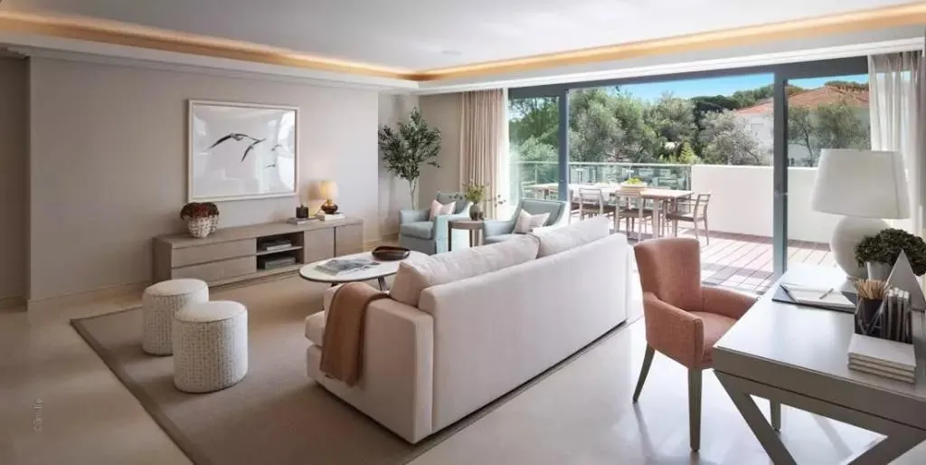 Penthouse 186m² in France, Antibes. Priced at 5600000€ rent photo-3