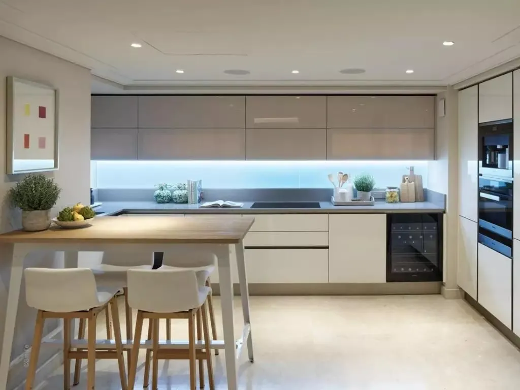 Penthouse 186m² in France, Antibes. Priced at 5600000€ rent photo-4