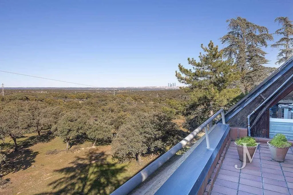 House 1525m² in Portugal, Lisbon. Priced at 3500000€ rent photo-1