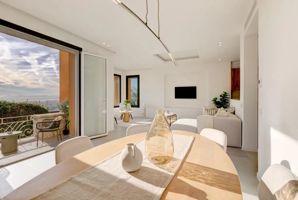 Villa 144m² in France, Nice. Priced at 2270000€ rent photo-4
