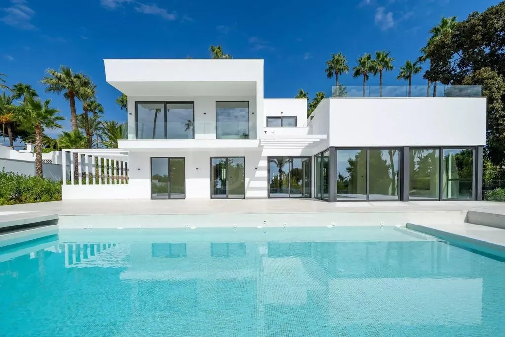 Villa 430m² in USA, Southbury. Priced at 3450000€ rent photo-1