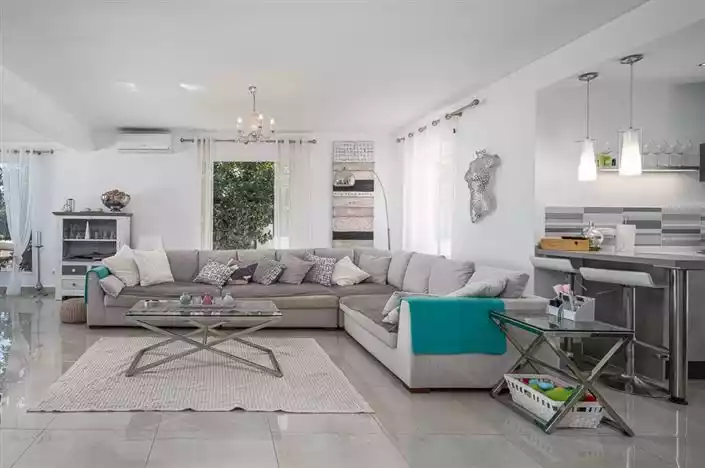 House 77m² in Italy, Cremona. Priced at 999000€ rent photo-10