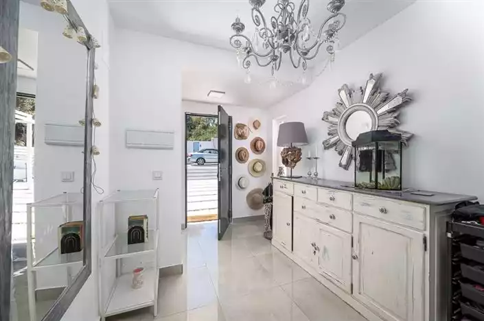 House 77m² in Italy, Cremona. Priced at 999000€ rent photo-11
