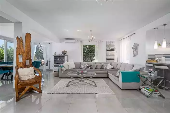 House 77m² in Italy, Cremona. Priced at 999000€ rent photo-8