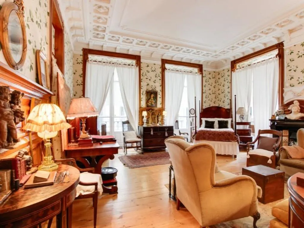 Flat 219m² in Portugal, Lisbon. Priced at 1600000€ rent photo-4