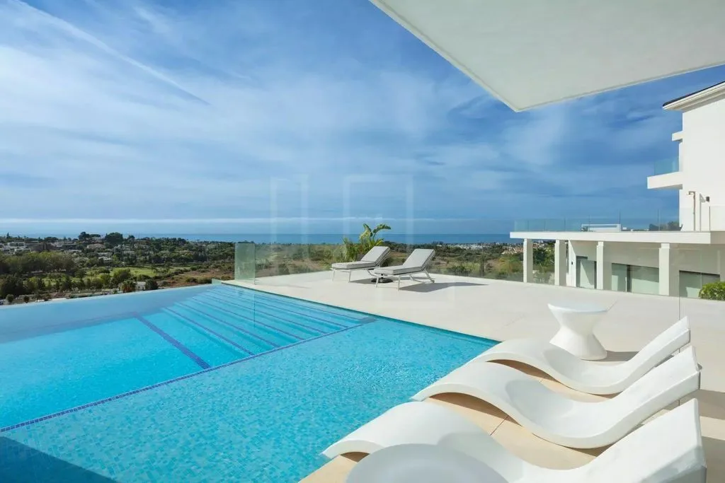 Villa 1365m² in USA, Southbury. Priced at 7650000€ rent photo-2