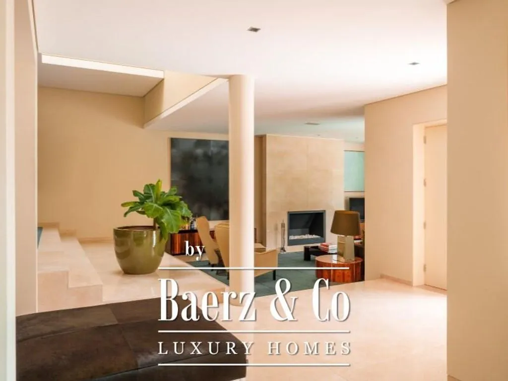 House 618m² in Portugal, Porto. Priced at 3400000€ rent photo-5