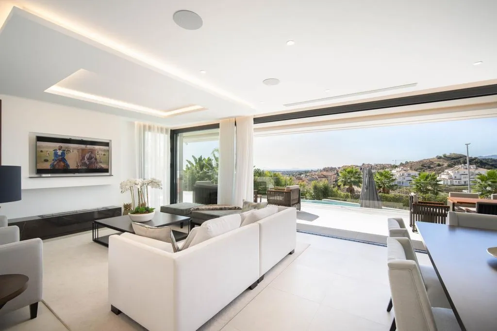 Villa 380m² in Portugal, Oeirash. Priced at 3250000€ rent photo-5