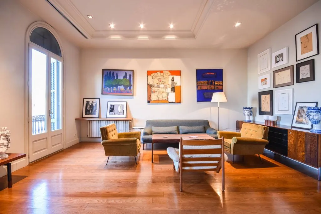 Flat 255m² in France, Menton. Priced at 3500000€ rent photo-1