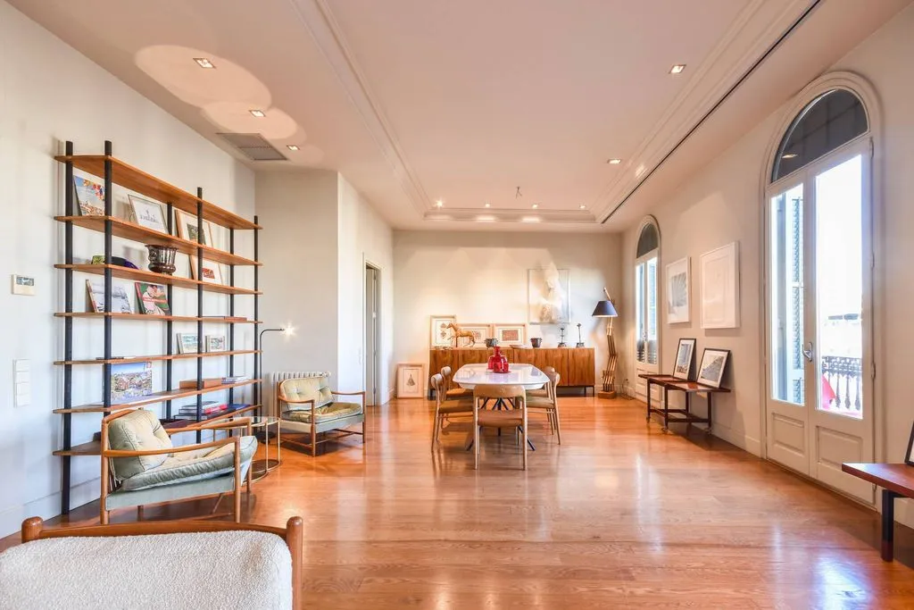 Flat 255m² in France, Menton. Priced at 3500000€ rent photo-4