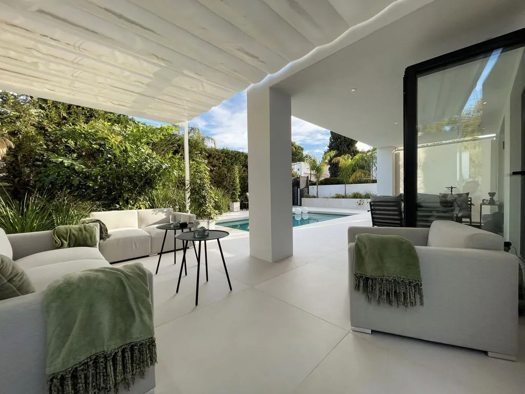Villa 220m² in Portugal, Oeirash. Priced at 1550000€ rent photo-6
