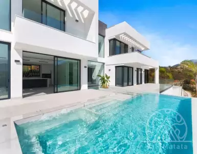 Купить villa в Spain 2450000€