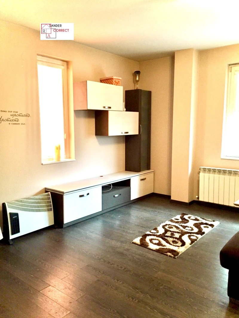 Flat 100m² in USA, Houston. Priced at 184118£ rent photo-2