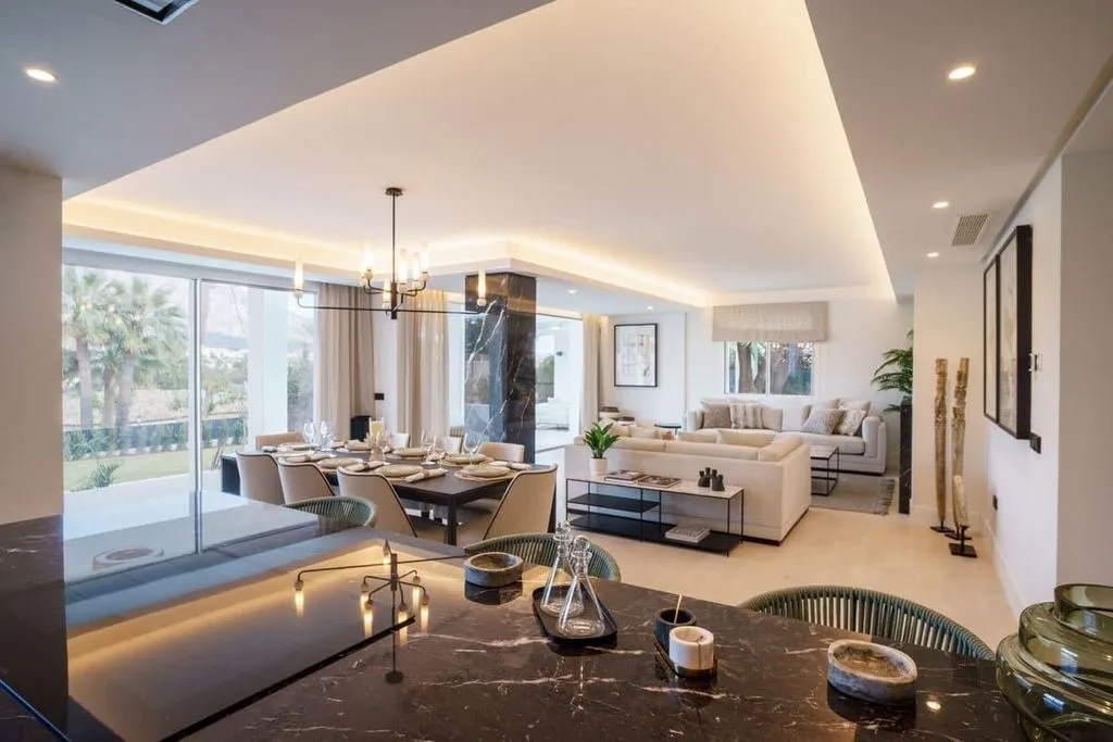 Villa 448m² in Portugal, Oeirash. Priced at 2950000€ rent photo-6