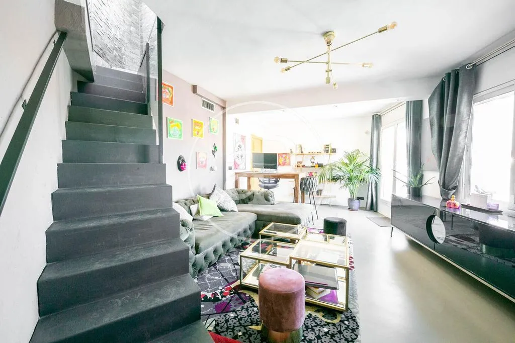 Penthouse 165m² in France, Menton. Priced at 1080000€ rent photo-3