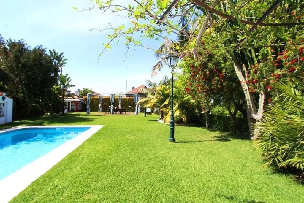 House 526m² in Portugal, Sintra. Priced at 2600000€ rent photo-4