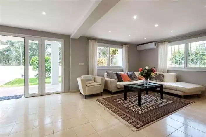 House 129m² in Portugal, Oeirash. Priced at 590000€ rent photo-16