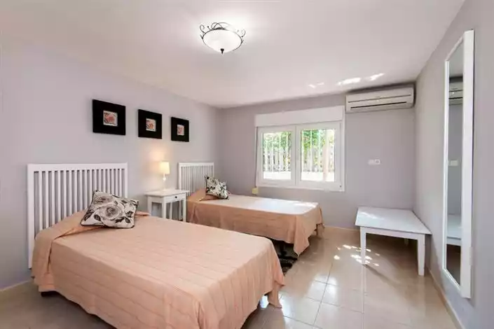 House 129m² in Portugal, Oeirash. Priced at 590000€ rent photo-17