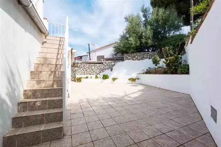House 129m² in Portugal, Oeirash. Priced at 590000€ rent photo-9