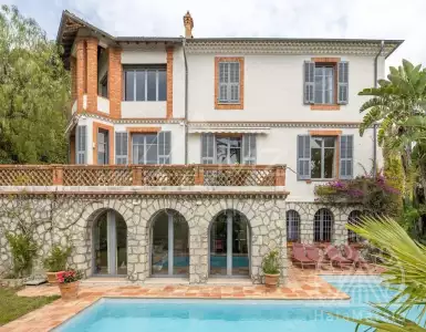 Купить дом в Франции 3900000€