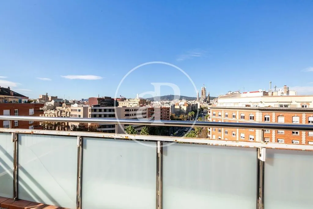 Penthouse 110m² in Spain, Barcelona. Priced at 650000€ rent photo-4