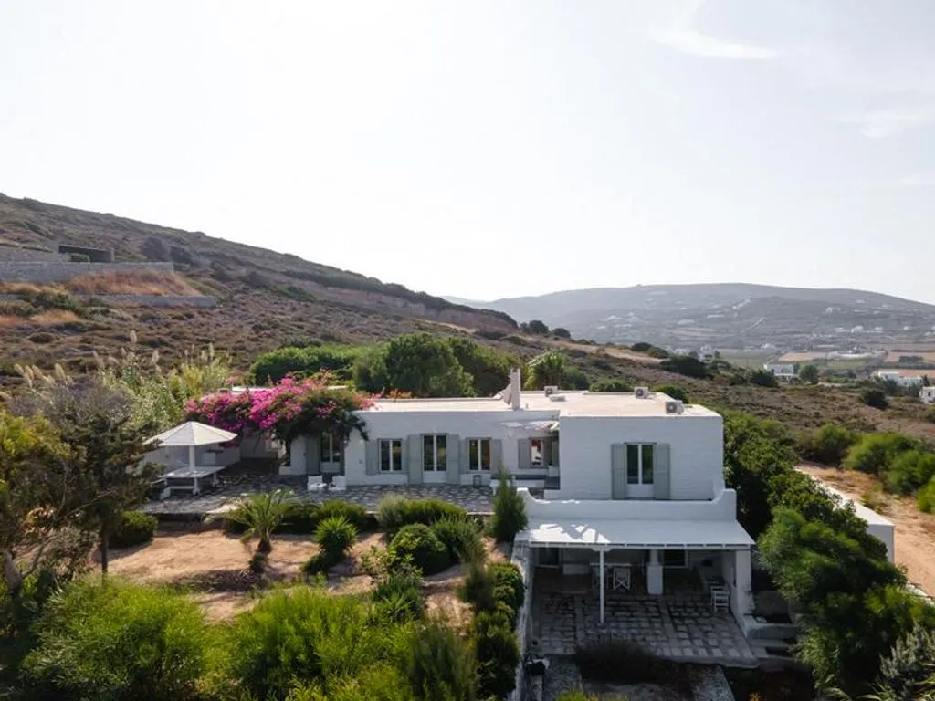 Villa 240m² in Spain, Benisa. Priced at 1500000€ rent photo-1