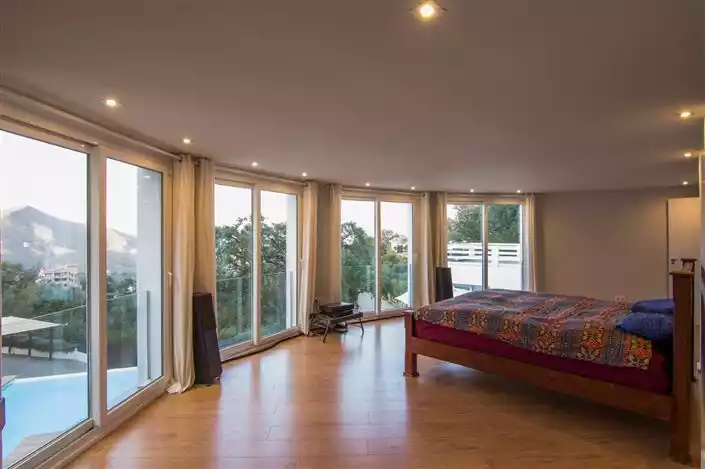 House 133m² in Spain, Marbella. Priced at 1272000€ rent photo-5