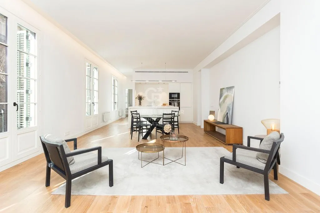 Flat 113m² in France, Menton. Priced at 950000€ rent photo-2